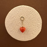 Stilla ørerings vedhæng med rød hjerte koral - 14 Karat Guld